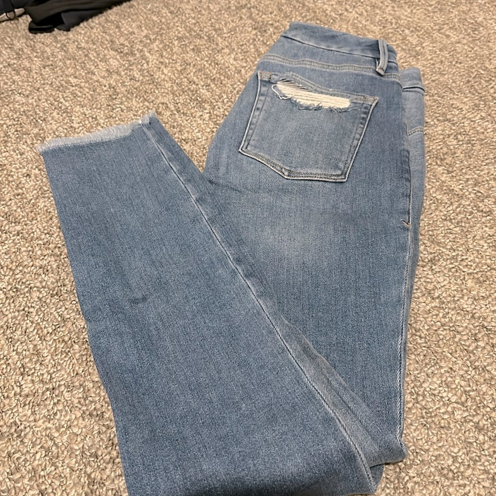 Good American Good Legs Fray Hem Skinny Jeans